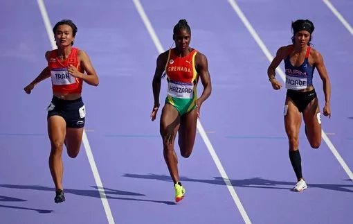 Trần Thị Nhi Yến về nhất trên đường chạy sơ loại cự li 100m ở Olympic Paris 2024
