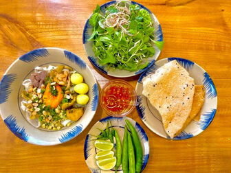 Mì Quảng dẫn đầu top 100 món ăn ngon nhất Việt Nam