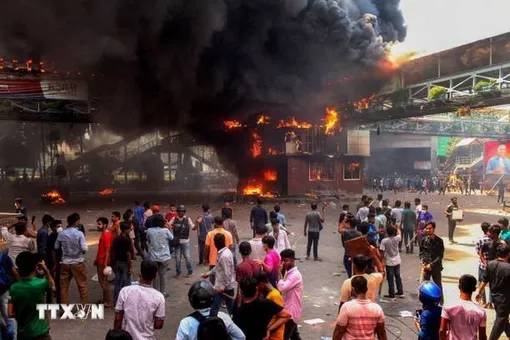 Bangladesh: Khoảng trống bất ổn sau khi Thủ tướng Hasina từ chức