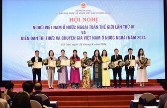 Bế mạc Hội nghị người Việt Nam ở nước ngoài toàn thế giới lần thứ 4