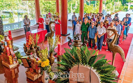 Cà Mau: Giữ hương khói cho người