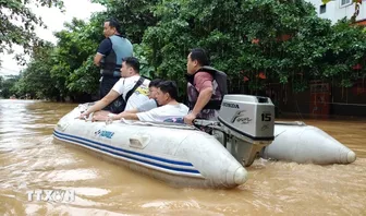 Nước lũ dâng cao, trên 12.000 hộ dân ở thành phố Yên Bái phải di dời