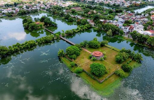 Hồ Tịnh Tâm – ‘vườn ngự uyển’ bên kinh thành Huế