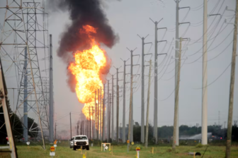 Mỹ: Nổ đường ống dẫn khí gây cháy kéo dài tại bang Texas