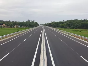 Triển khai cao điểm “500 ngày đêm thi đua hoàn thành 3000 km đường bộ cao tốc"