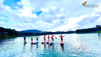 Khám phá Tour chèo SUP Đà Lạt - trải nghiệm độc đáo tại DaLat Holiday