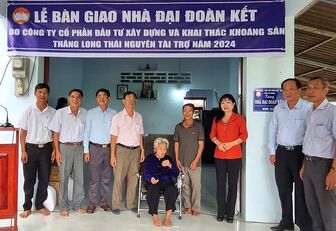 Chung tay xây nhà Đại đoàn kết cho hộ nghèo