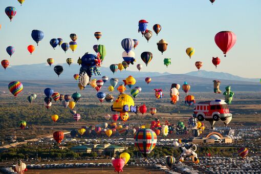 Sắc màu lễ hội khinh khí cầu Albuquerque