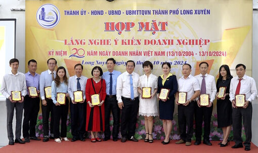 TP. Long Xuyên tổ chức họp mặt lắng nghe ý kiến doanh nghiệp