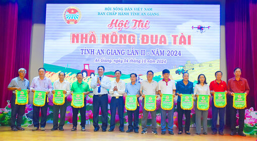 Nông dân An Giang thi đua sản xuất - kinh doanh giỏi