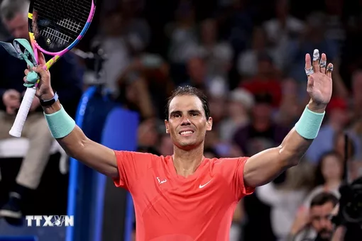 Huyền thoại sân đất nện Rafael Nadal giã từ sự nghiệp quần vợt đầy huy hoàng