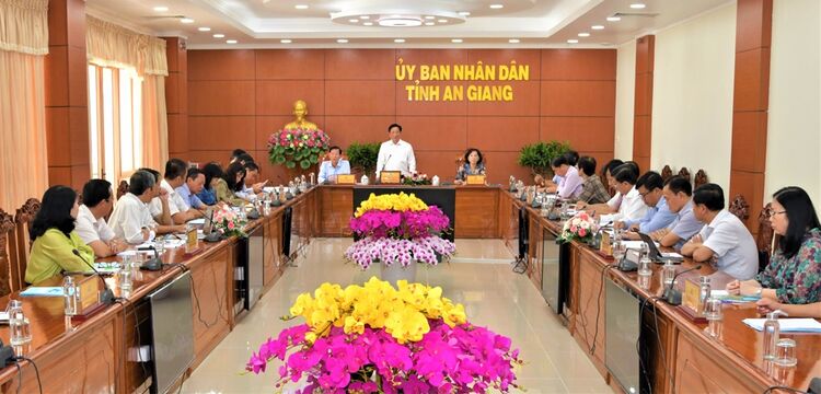 Quyết tâm thực hiện thắng lợi nhiệm vụ chính trị năm 2024