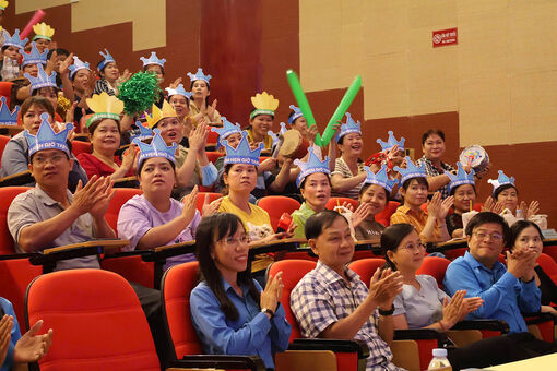 Thêm sân chơi cho công nhân