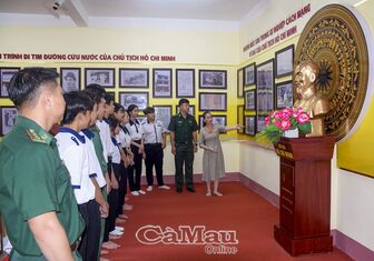 Cà Mau: “Không gian văn hoá Hồ Chí Minh” trong trường học