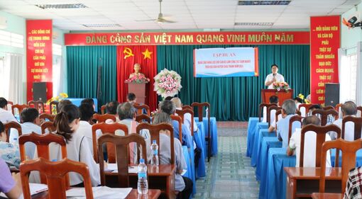 Tập huấn nâng cao năng lực công tác giảm nghèo tại thị trấn An Châu