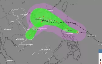 Dự báo Biển Đông đón 3 cơn bão liên tiếp, miền Trung hứng mưa lớn