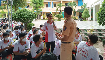 An toàn giao thông cho tuổi học sinh