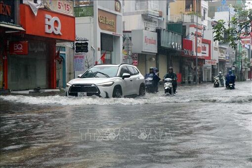 Thời tiết đêm 26/11: Khu vực miền Trung sắp đón đợt lũ mới