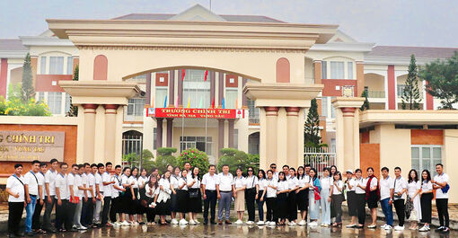 Trường Chính trị Tôn Đức Thắng tổ chức cho học viên đi nghiên cứu thực tế tại tỉnh Bà Rịa - Vũng Tàu