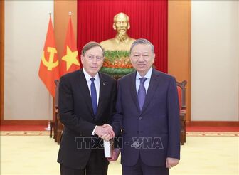 Tổng Bí thư Tô Lâm tiếp Đại tướng David Petraeus