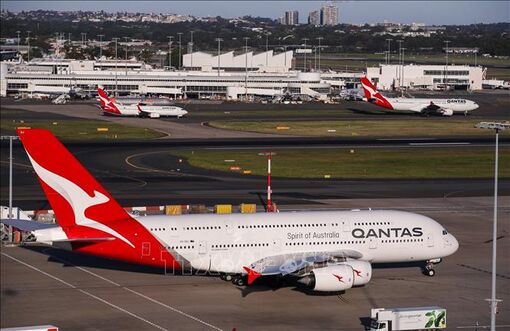 Australia: Máy bay của Qantas hạ cánh khẩn cấp do trục trặc phanh