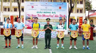 Giải bóng đá “Cờ Đoàn Tiên phong cup”