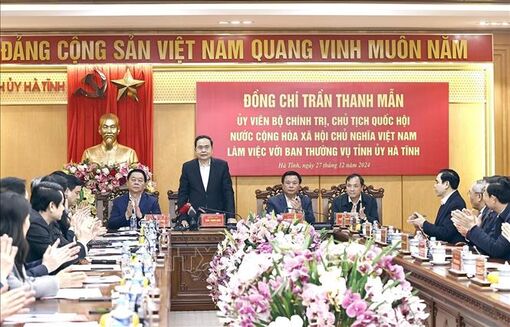 Chủ tịch Quốc hội Trần Thanh Mẫn làm việc với Ban Thường vụ Tỉnh uỷ Hà Tĩnh