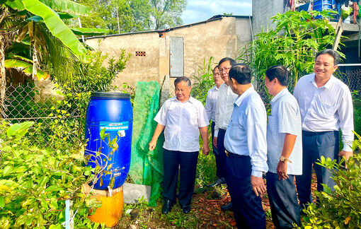 Tổng kết mô hình hội nông dân phân loại, thu gom và vận chuyển rác thải