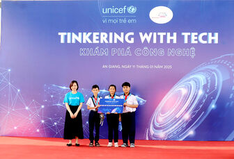 Cuộc thi “Tinkering with Tech - Khám phá công nghệ” sử dụng micro:bit