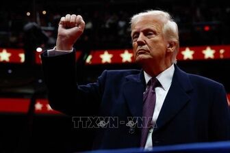 Tổng thống Trump phát tín hiệu về bổ sung trừng phạt Nga