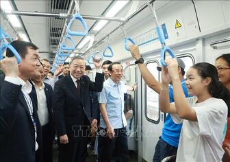 Tổng Bí thư Tô Lâm trải nghiệm thực tế Tuyến Metro số 1 (Bến Thành - Suối Tiên)