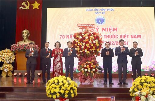 70 năm Ngày Thầy thuốc Việt Nam: Nỗ lực để có những bước tiến mới