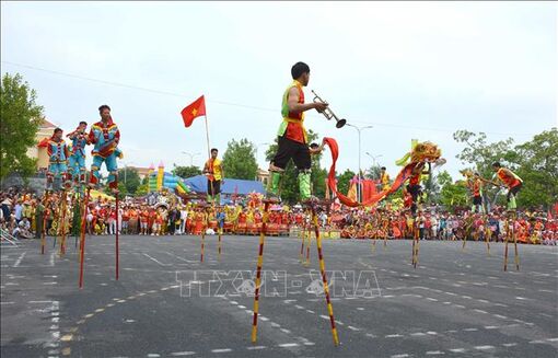 Gìn giữ và phát huy giá trị văn hóa qua các trò chơi ở lễ hội