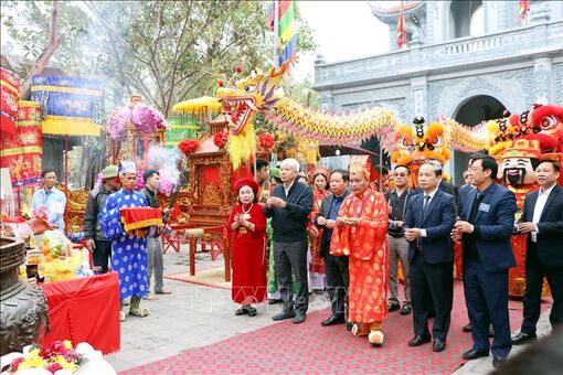 Gìn giữ giá trị di sản văn hóa phi vật thể lễ hội truyền thống Đền Tranh