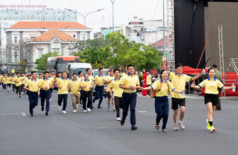 Gần 2.000 người hưởng ứng Ngày Chạy Olympic vì sức khỏe toàn dân tỉnh An Giang năm 2025