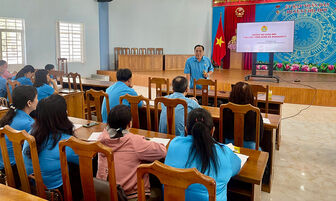 Liên đoàn Lao động huyện Chợ Mới cập nhật những điểm mới cho cán bộ công đoàn