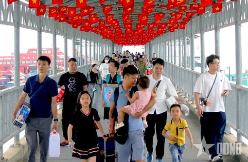 Đầu hè, Cô Tô đón hơn 9.000 lượt khách