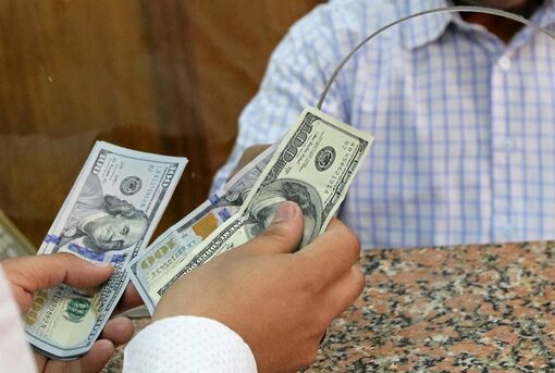 Tỷ giá USD hôm nay (2-5): Đồng USD tiếp đà tăng, vượt mốc 100