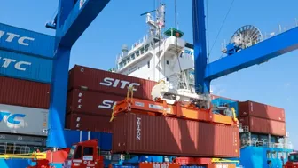 Xanh hóa, số hóa ngành logistics