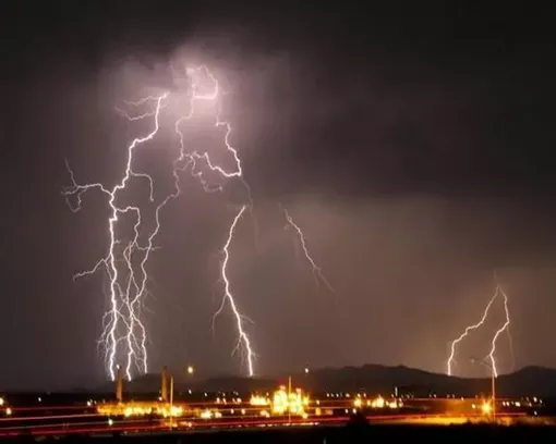 Mưa dông cùng sét đánh tại miền Bắc Ấn Độ khiến 7 người thiệt mạng