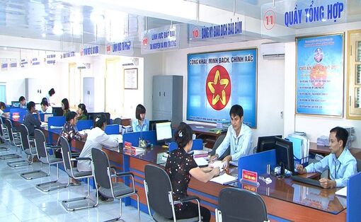 Thủ tướng yêu cầu bãi bỏ ít nhất 30% điều kiện đầu tư kinh doanh, giảm ít nhất 30% thời gian giải quyết TTHC