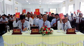 Tri Tôn tổ chức kỳ họp HĐND thứ 23