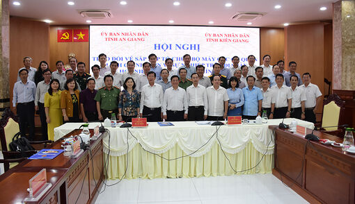Tỉnh An Giang và tỉnh Kiên Giang trao đổi về sắp xếp tổ chức bộ máy hành chính, đơn vị sự nghiệp