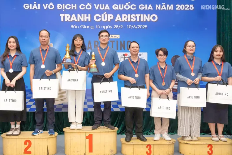 Kỳ thủ Kiên Giang tập luyện hướng tới SEA Games 33