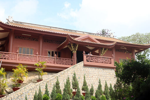 Thăm Học Lãnh Sơn