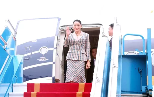 Thủ tướng Thái Lan bắt đầu thăm chính thức Việt Nam