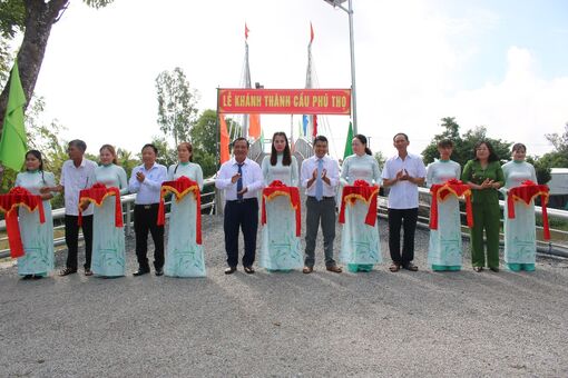 Xã Vĩnh An khánh thành cầu Phú Thọ