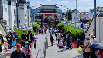 Tín hiệu tích cực từ “ngành công nghiệp không khói”