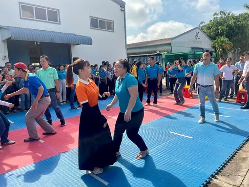 Sôi nổi ngày hội công nhân ở Chợ Mới
