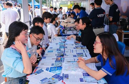 Ngày hội tuyển sinh khối các ngành Khoa học và Công nghệ năm 2025